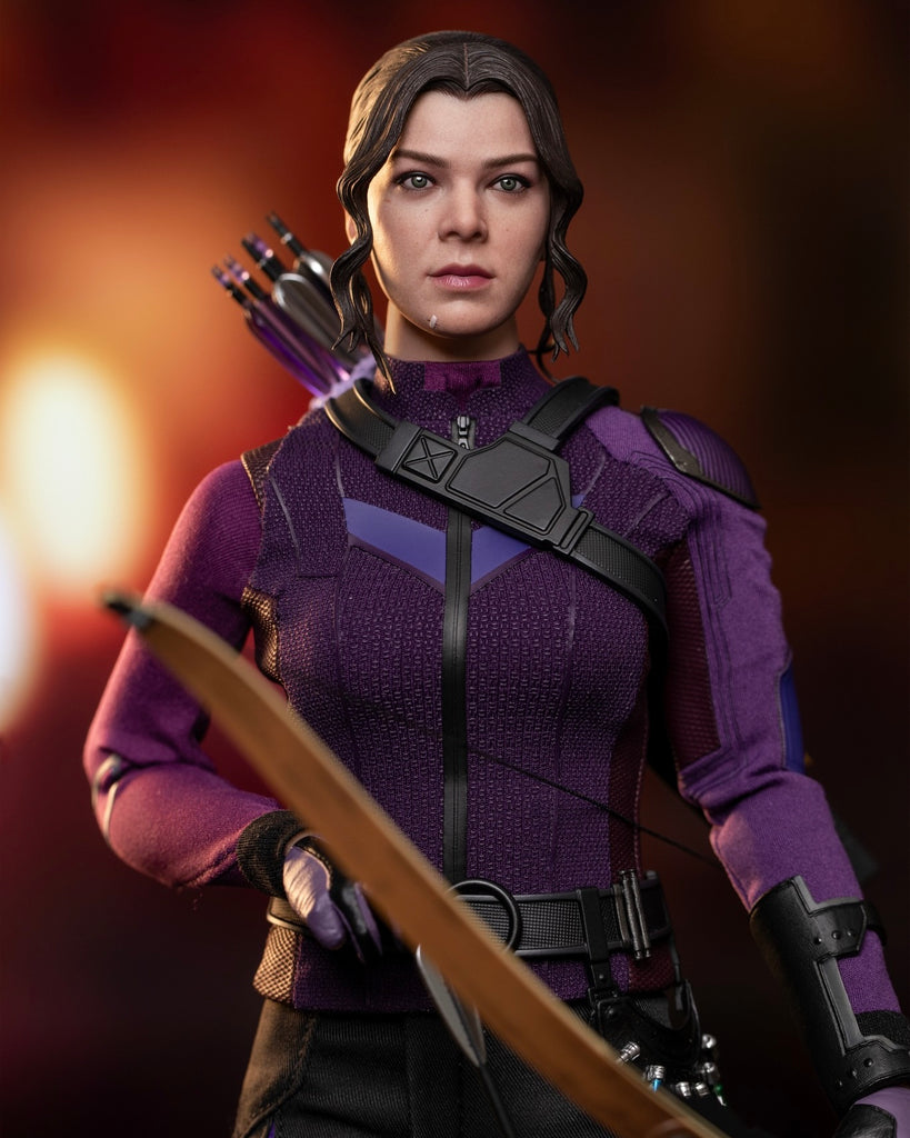 Hot Toys TMS074 Hawkeye Kate Bishop 1/6 Scale Collectible Figure