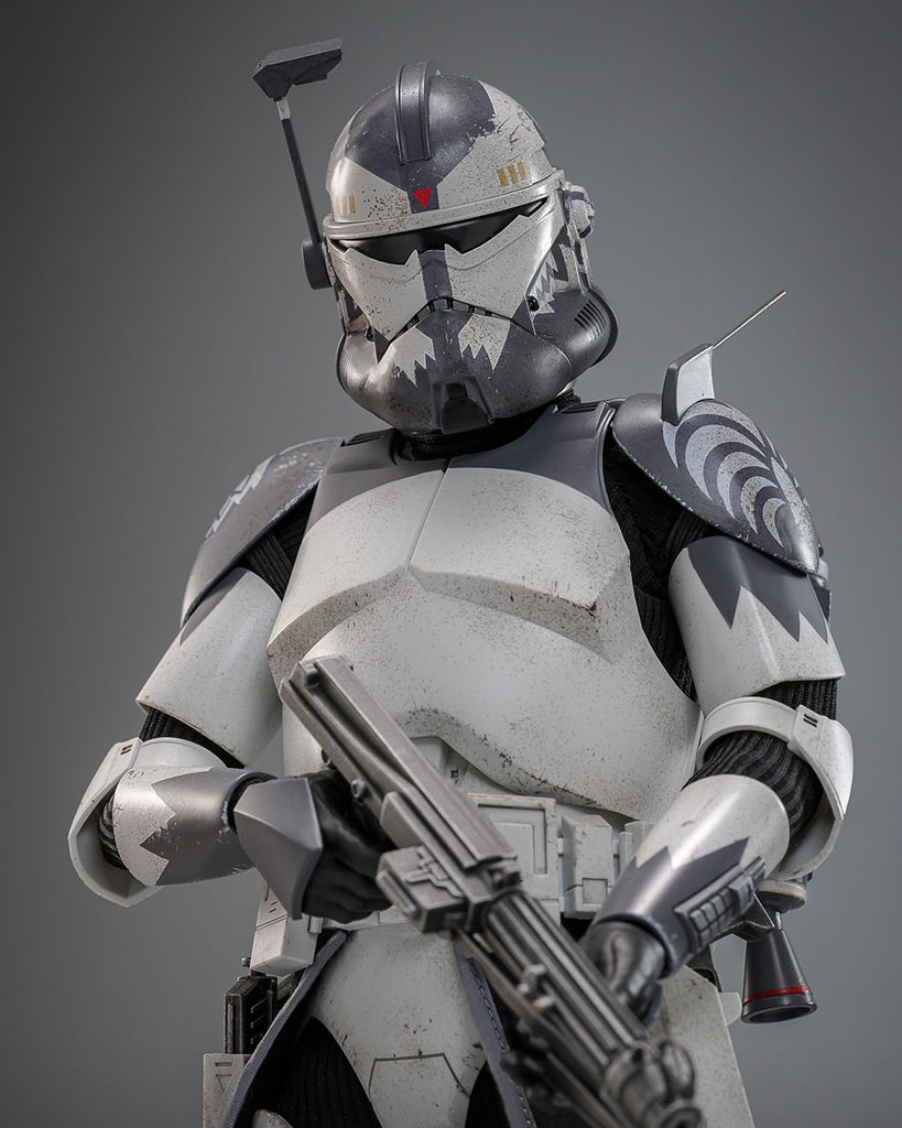 Preorder! Hot Toys TMS141 Star Wars: The Clone Wars 1/6th scale Clone Commander Wolffe Collectible Figure