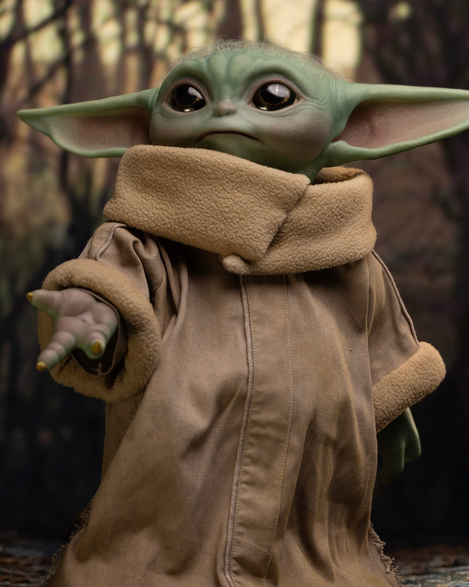 Hot Toys LMS015 Star Wars: The Mandalorian Grogu Life-Size