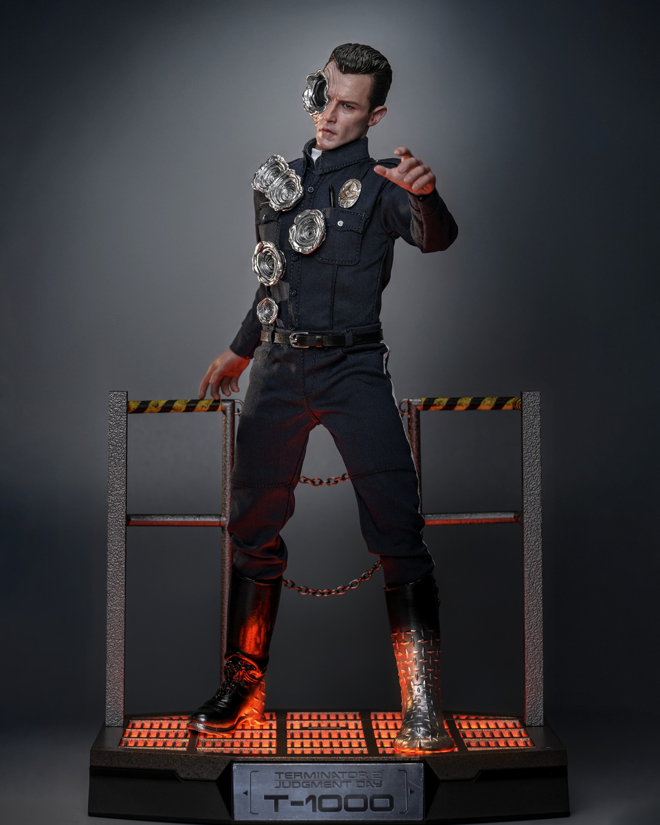 ホットトイズ　T-1000 ver.2.0 T-1000 (2.0) Sixth Scale Figure by Hot Toys | Sideshow Collectibles