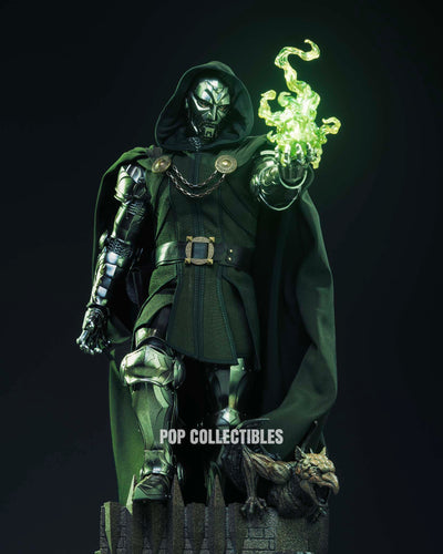 Hot Toys CMS022B Marvel Comics 1/6th Scale Doctor Doom Collectible Figure Special Edition