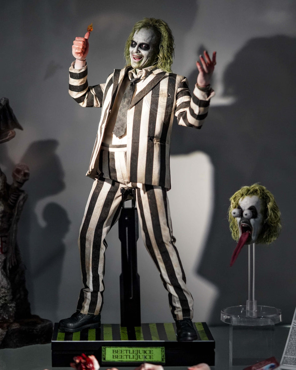 Hot Toys MMS767 Beetlejuice 1/6th scale Collectible Figure – Pop