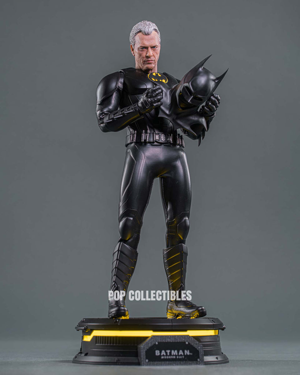 5- バットマン IN STOCK New Hot Toys MMS712 The Flash Batman Modern Suit 1