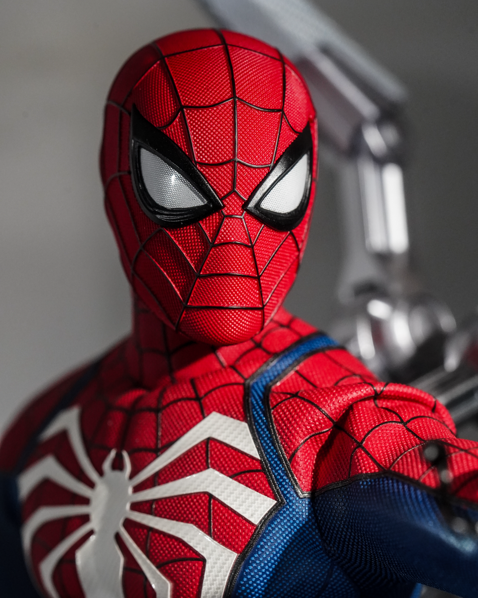 Advanced suit deals spiderman hot toys