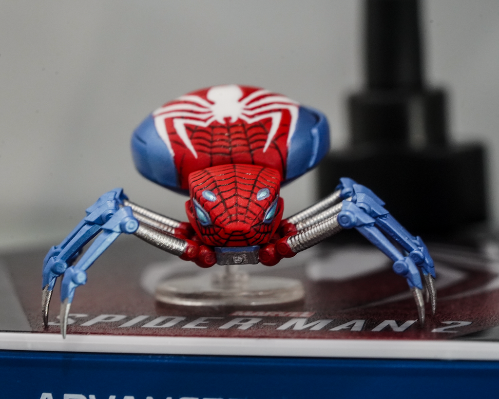 Hot Toys VGM54 Marvel’s Spider-Man 2 – Peter Parker (Advanced Suit 2.0) 1/6 Scale Collectible Figure (Limited 300 Pieces in Hong Kong)
