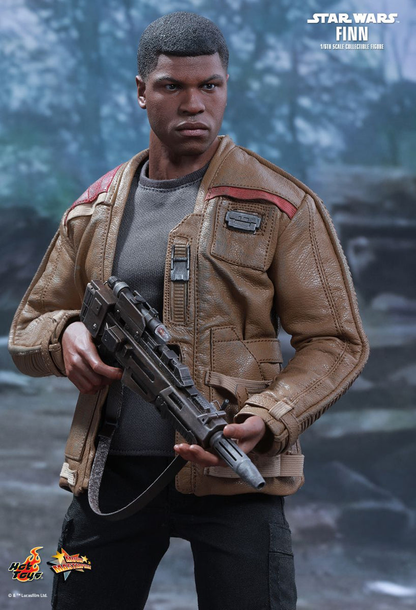 Hot Toys MMS345 Star Wars: The Force Awakens Finn 1/6 Scale