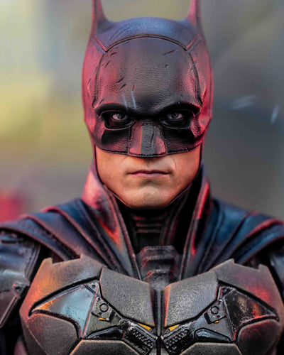 Hot Toys MMS639 DC The Batman (Deluxe Edition) 1/6 Scale Collectible Figure