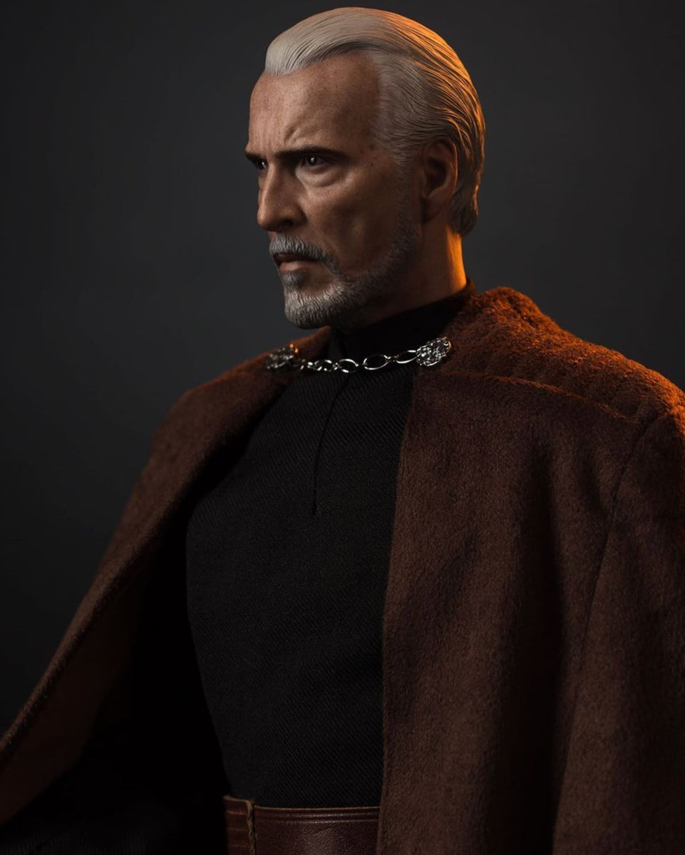 Hot toys count dooku hotsell
