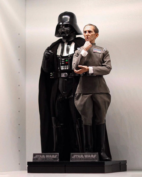 Hot toys MMS434 Star Wars A New Hope Grand Moff Tarkin and Darth Vader Two  Pack