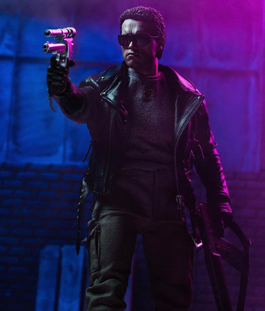 Hot toys MMS238 The Terminator T800 Battle Damaged Version