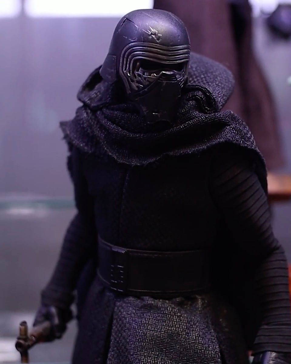Hot toys MMS320 Star Wars The Force Awakens Kylo Ren – Pop