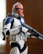 Load image into Gallery viewer, Hot toys TMS023 Star Wars The Clone Wars 501st Battalion Clone Trooper Deluxe Edition