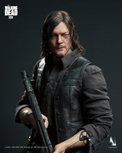 Load image into Gallery viewer, INART The Walking Dead: Season 8 Daryl Dixon 1/6 Scale Collectible Figure