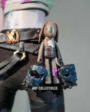 Load image into Gallery viewer, Preorder! Hot Toys TMS183 Arcane 1/6th scale Fractured Jinx Collectible Figure