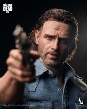 Load image into Gallery viewer, Preorder! INART The Walking Dead Season 8 Rick Grimes 1/6th Scale Collectible Figure