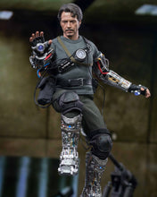 Load image into Gallery viewer, Hot toys MMS581 Tony Stark Mech Test Version (Ironman)