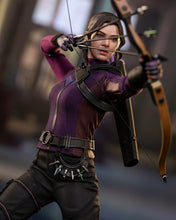 Load image into Gallery viewer, Hot Toys TMS074 Hawkeye Kate Bishop 1/6 Scale Collectible Figure