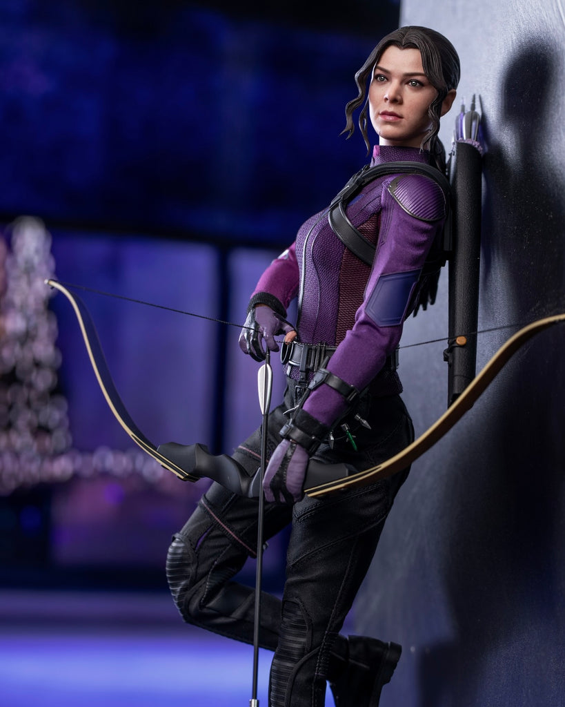 Hot Toys TMS074 Hawkeye Kate Bishop 1/6 Scale Collectible Figure