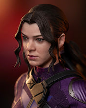 Load image into Gallery viewer, Hot Toys TMS074 Hawkeye Kate Bishop 1/6 Scale Collectible Figure