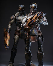 Load image into Gallery viewer, Hot Toys MMS228 The Avengers Chitauri Footsoldier &amp; Commander Set 1/6 Scale Action Figure