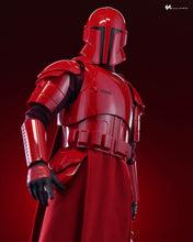 Load image into Gallery viewer, Hot Toys TMS108 Star Wars The Mandalorian Imperial Praetorian Guard 1/6 Scale Collectible Figure