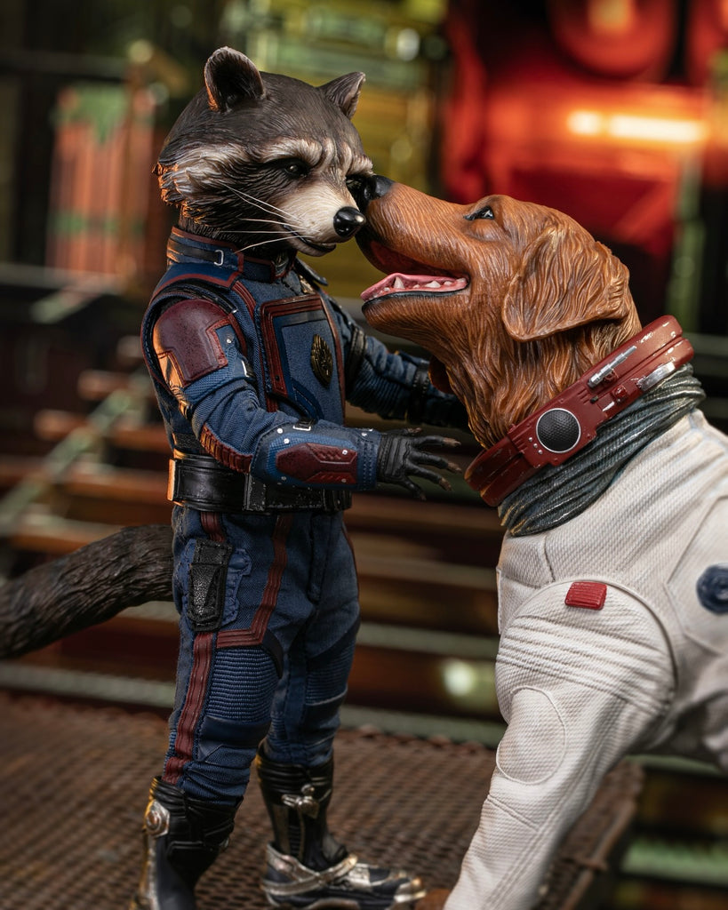 Hot Toys MMS708 Guardians of the Galaxy Vol. 3: Rocket and Cosmo 1:6 Scale Collectible Set