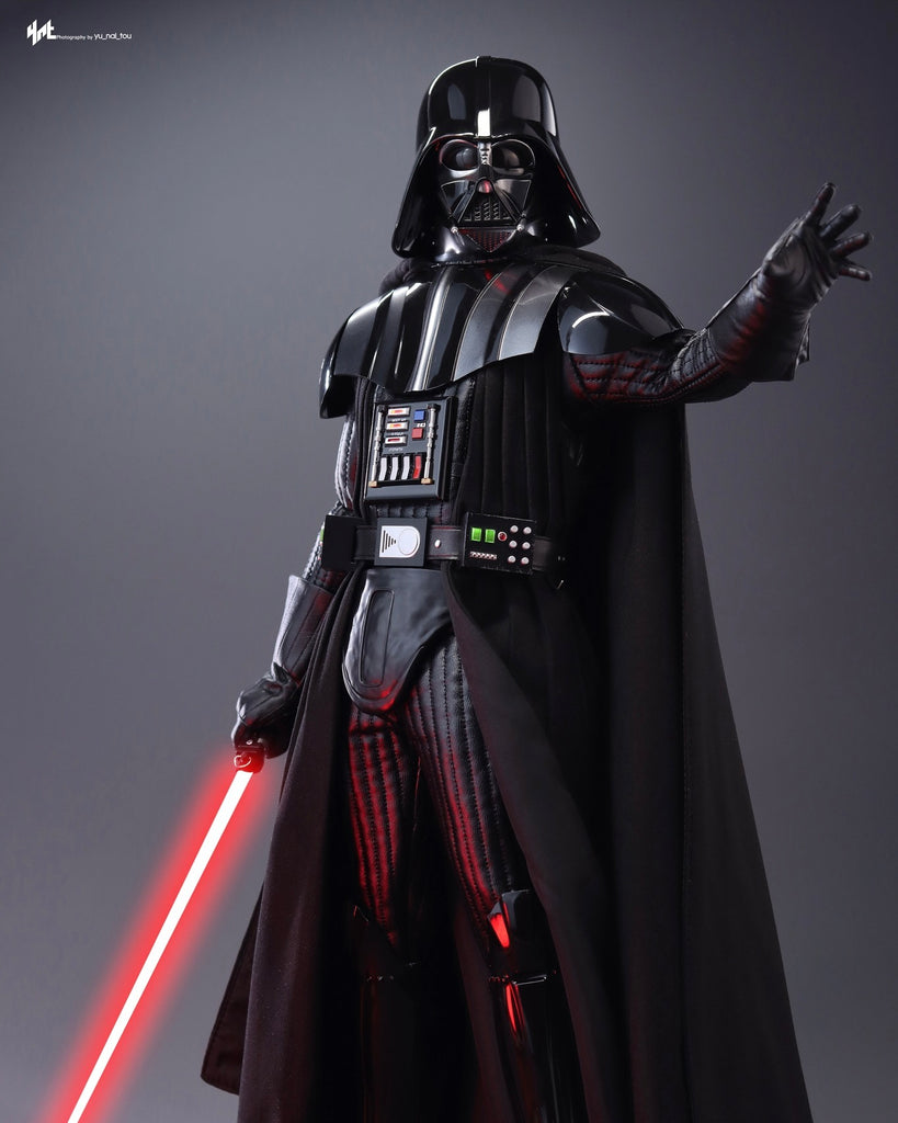 Hot Toys MMS700 Star Wars Episode VI: Return of the Jedi ™ 1/6th scale Darth Vader™ Collectible Figure (Deluxe Version)