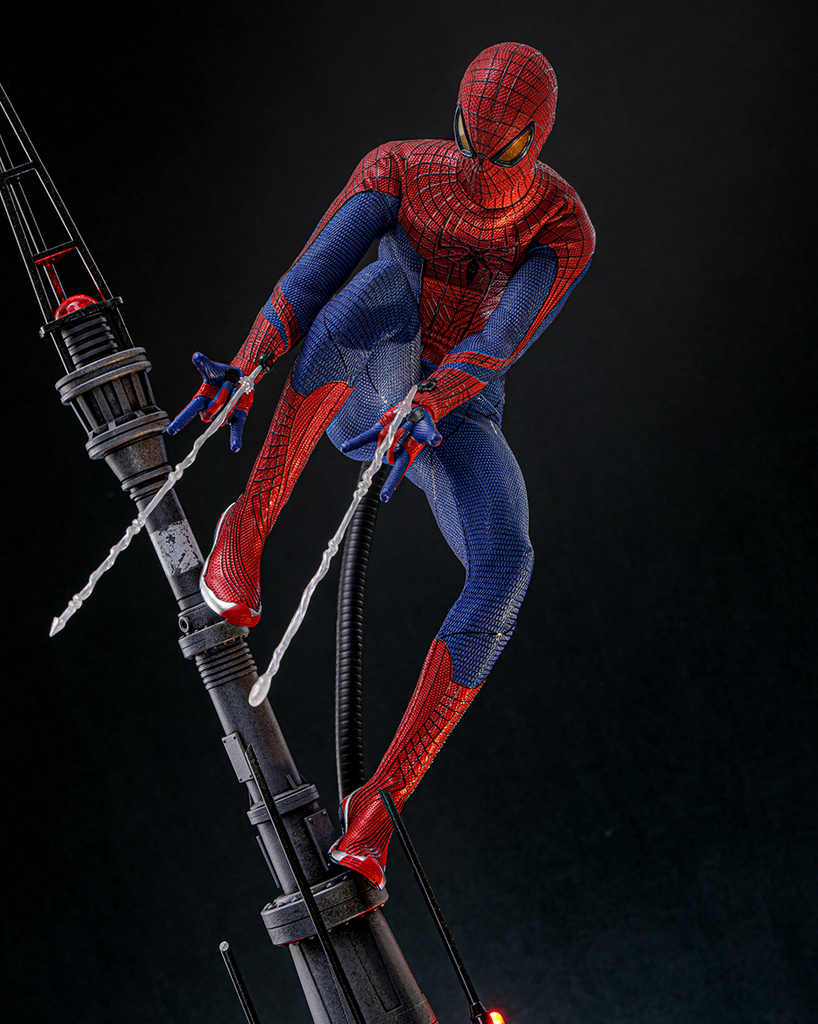 Preorder! Hot Toys MMS772B The Amazing Spider-Man 1/6th Scale The Amazing Spider-Man Collectible Figure (Deluxe Version) (Special Edition)