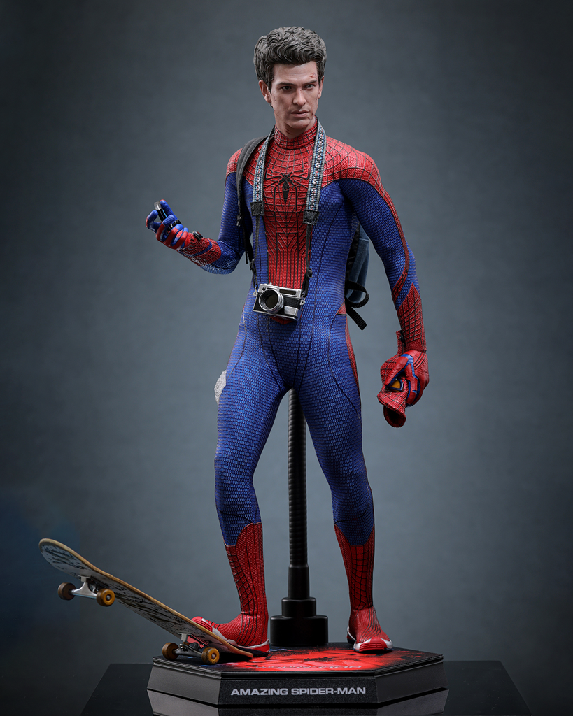 Preorder! Hot Toys MMS771B The Amazing Spider-Man 1/6th Scale The Amazing Spider-Man Collectible Figure (Regular Version) (Special Edition)