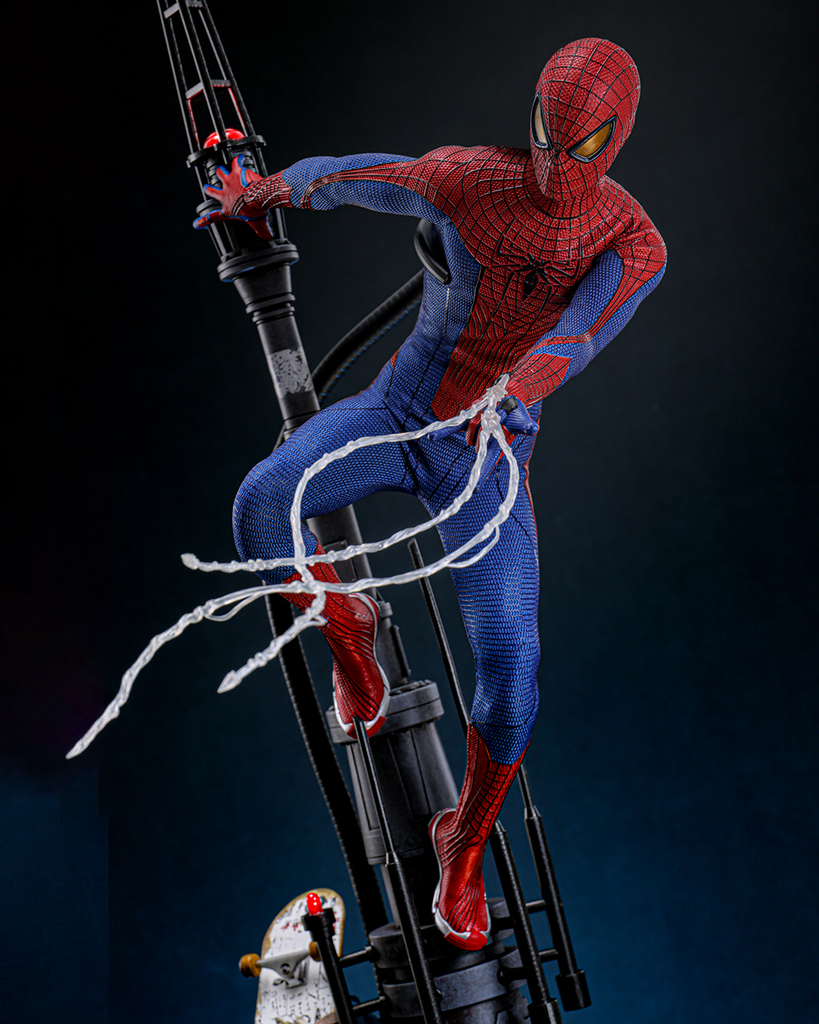 Preorder! Hot Toys MMS772B The Amazing Spider-Man 1/6th Scale The Amazing Spider-Man Collectible Figure (Deluxe Version) (Special Edition)