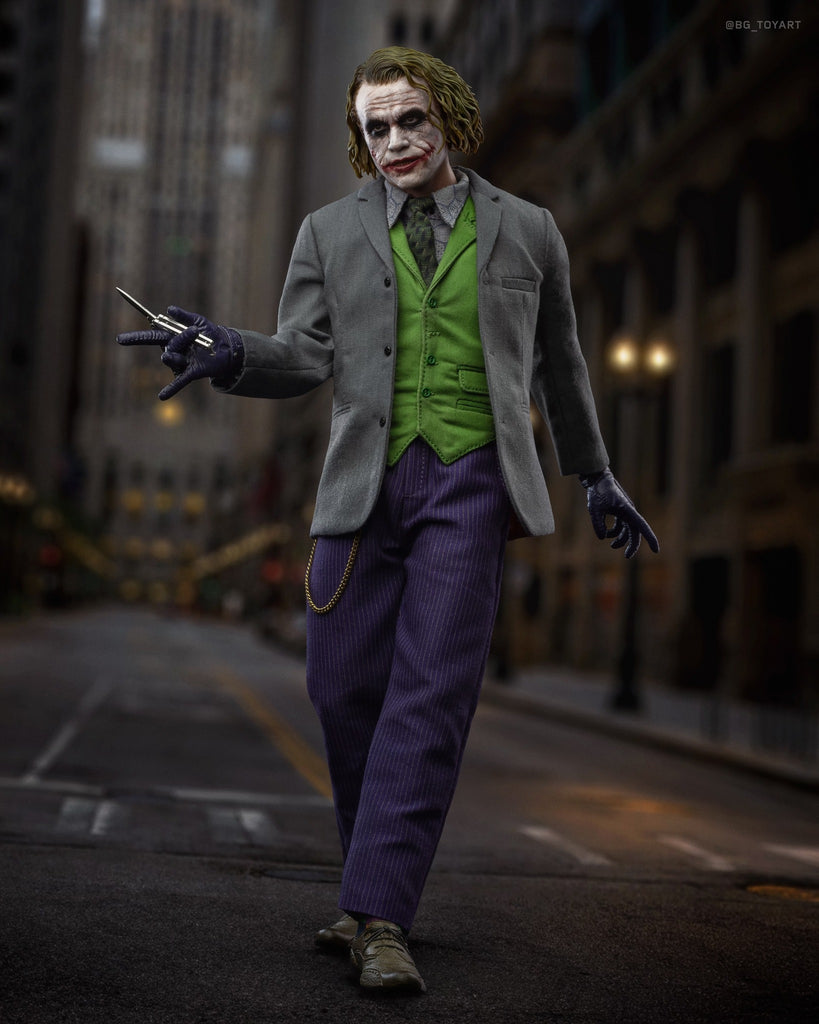 Hot Toys DX32 The Dark Knight Trilogy 1/6th scale The Joker Collectible Figure Sculpted Hair Standard Edition