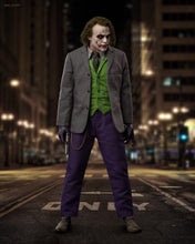 Load image into Gallery viewer, Hot Toys DX33AE The Dark Knight Trilogy 1/6th scale The Joker Collectible Figure Rooted Hair Artisan Edition