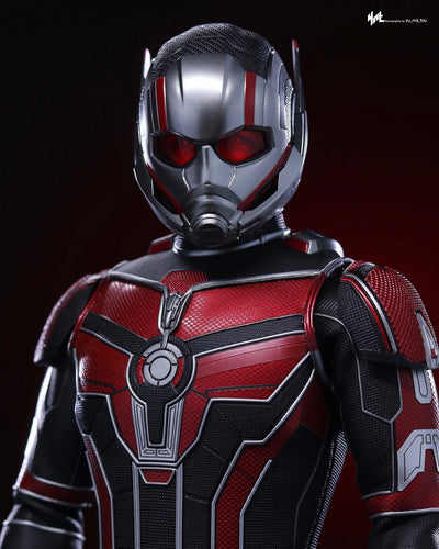 Hot Toys MMS690 Marvel Antman and the Wasp Quantumania Antman 1/6 Scale Collectible Figure