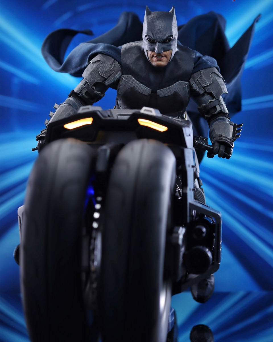 Batcycle Flash Hot Toys MMS705 The Flash – Batman and Batcycle 1/6 Scale Collectible ...