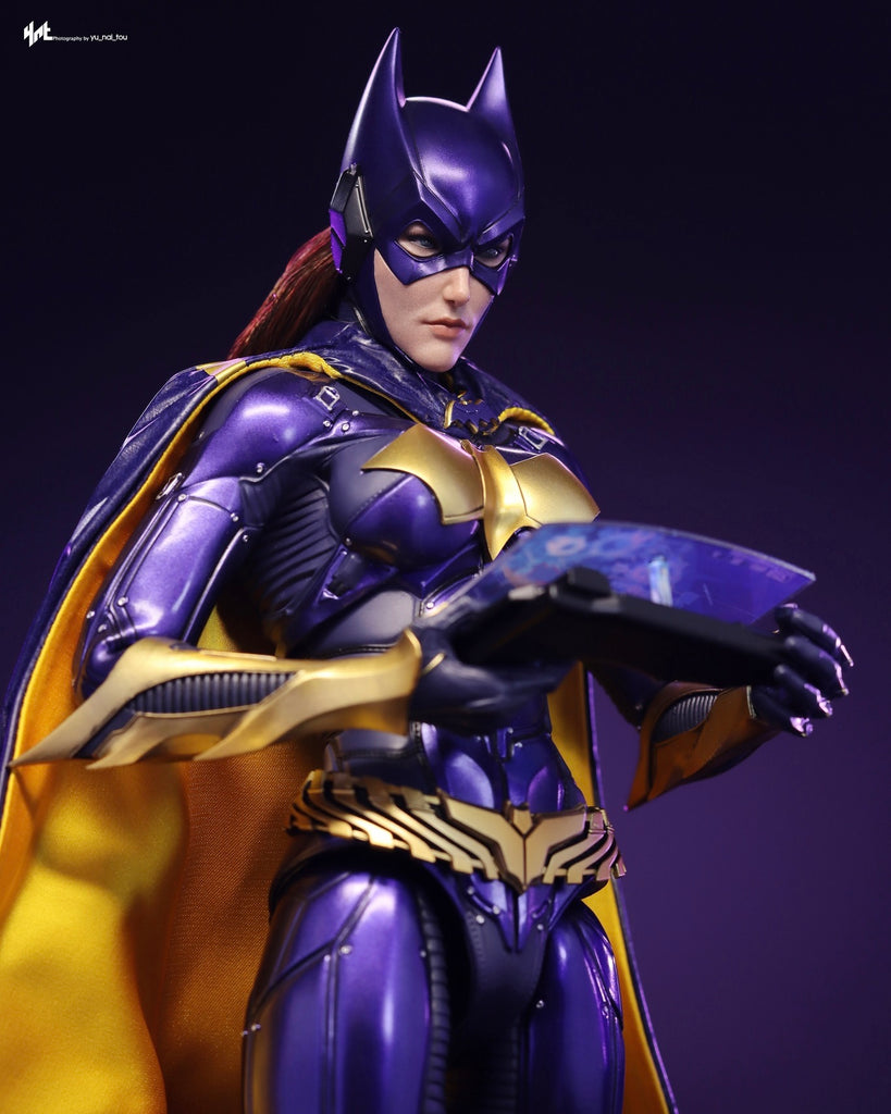 Hot Toys VGM65 Batman Arkham Knight 1/6th scale Batgirl (Purple and Gold Version) Collectible Figure Exclusive Limited Edition