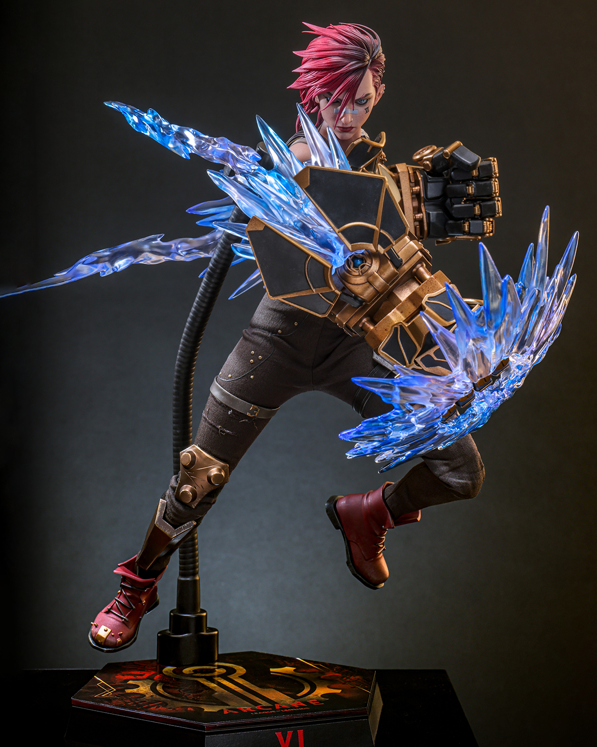 Preorder! Hot Toys TMS138 Arcane 1/6th scale Vi Collectible