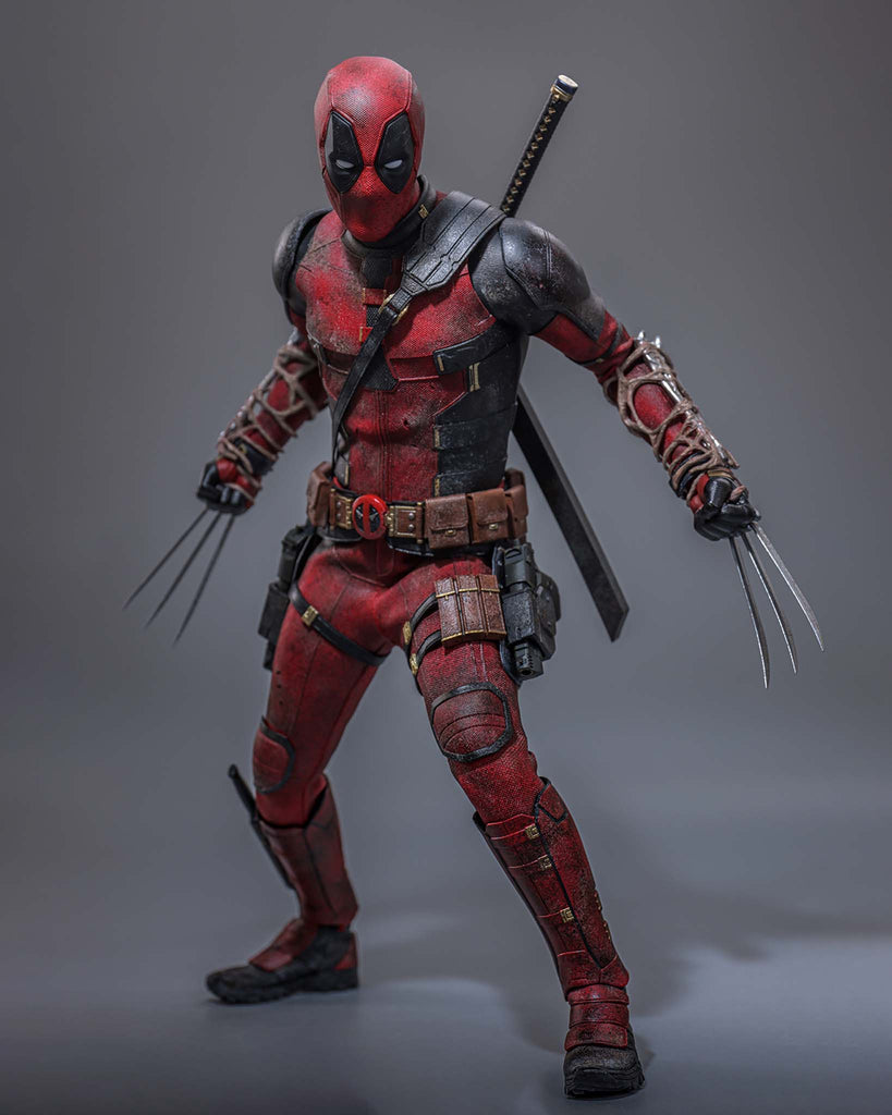 Hot Toys MMS782 Deadpool & Wolverine 1/6th scale Deadpool (Battling Version) Collectible Figure