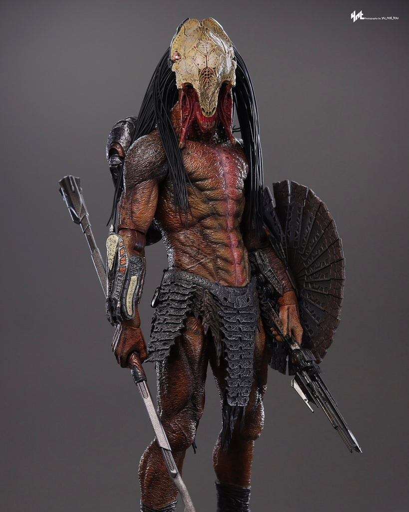 Hot Toys TMS114 The Prey Feral Predator 1/6 Scale Collectible Figure