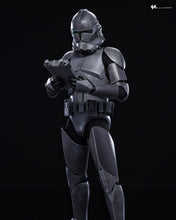 Load image into Gallery viewer, Hot Toys TMS150 Star Wars: The Bad Batch 1/6th scale Elite Squad Trooper Collectible Figure [Hot Toys Exclusive