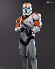 Load image into Gallery viewer, Hot Toys TMS151 Star Wars: The Clone Wars 1/6th scale Clone Commando Boss Collectible Figure [Hot Toys Exclusive]