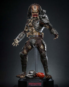 Preorder! Hot Toys MMS816 Predator Predator (2.0) 1/6th scale Collectible Figure