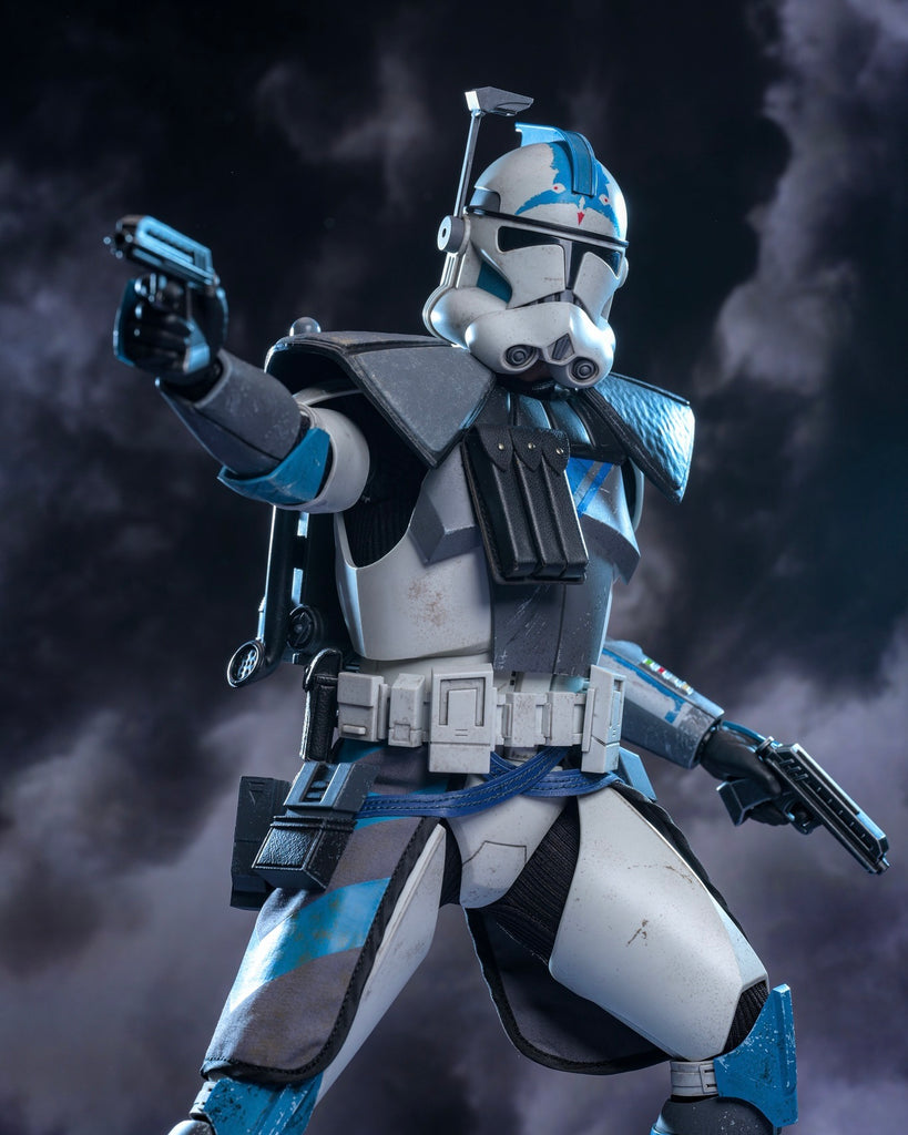 Hot Toys TMS132 Star Wars The Clone Wars Arc Trooper Fives 1