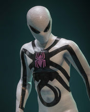 Load image into Gallery viewer, Preorder! Hot Toys CMS027 Aliens Vs. Avengers 1/6th scale Miles Morales (Aliens Vs. Avengers Suit) Collectible Figure [Hot Toys Exclusive]