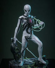 Load image into Gallery viewer, Preorder! Hot Toys CMS027 Aliens Vs. Avengers 1/6th scale Miles Morales (Aliens Vs. Avengers Suit) Collectible Figure [Hot Toys Exclusive]