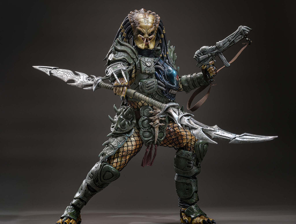 Preorder! Hot Toys CMS029B Predator 1/6th scale Broken Tusk Predator Collectible Figure (Special Edition)