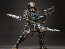 Load image into Gallery viewer, Preorder! Hot Toys CMS029B Predator 1/6th scale Broken Tusk Predator Collectible Figure (Special Edition)