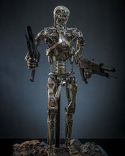 Load image into Gallery viewer, Preorder! Hot Toys MMS840D77 Terminator 2: Judgement Day Diecast Endoskeleton (Battle Damaged) 1/6 scale Collectible Figure
