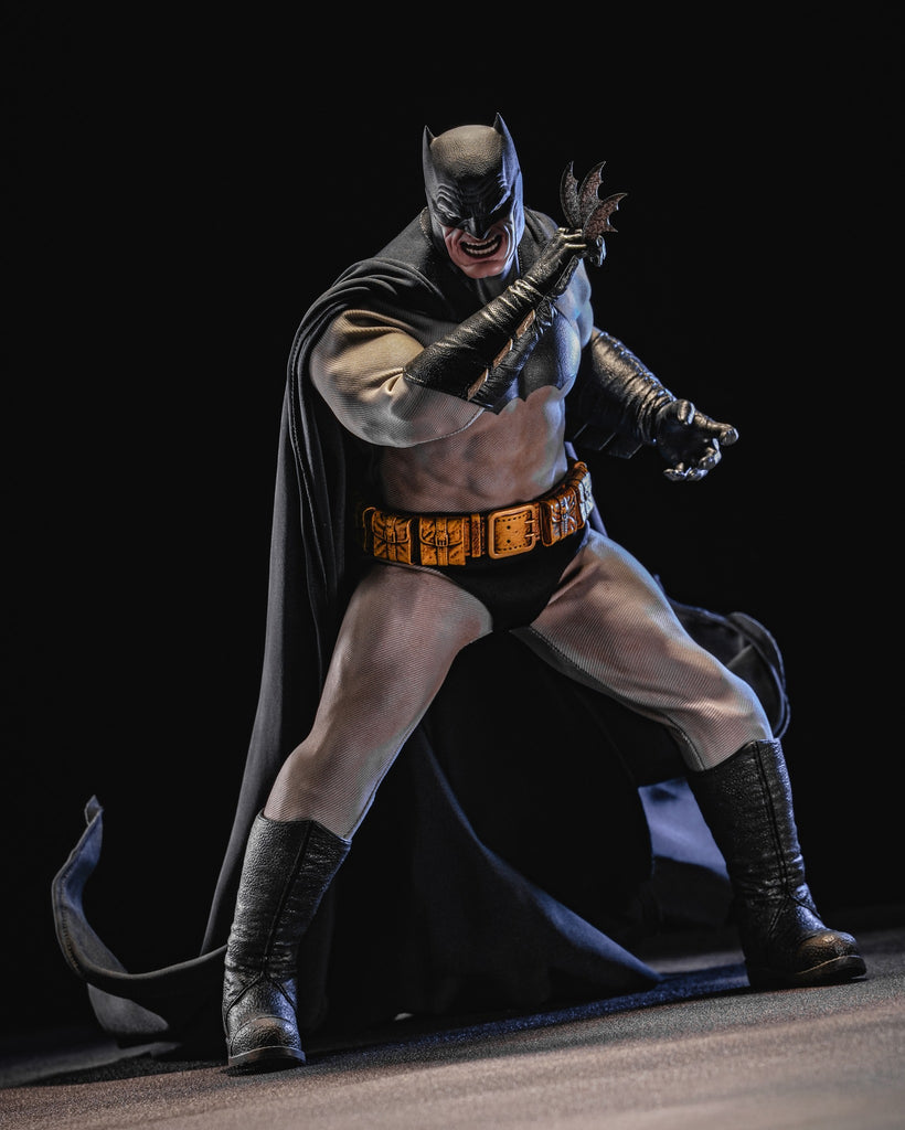 Cms024 Hot Toys CMS024 DC Comic Batman The Dark Knight Returns Batman 1/6 Sca ...