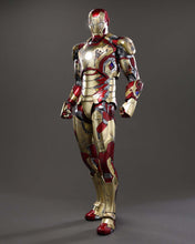 Load image into Gallery viewer, Hot Toys MMS759D66B Marvel Ironman 3 Ironman Mark 42 (2.0) 1/6 Scale Collectible Figure (Deluxe Version) Special Edition