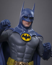 Load image into Gallery viewer, Hot Toys MMS834 The Flash 1/6th scale Batman (Blue &amp; Grey Suit) Collectible Figure [Hot Toys Exclusive]